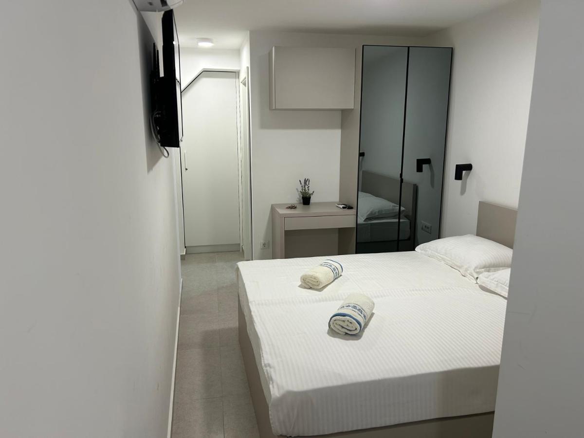 Radunica Old Town - Studio Apartment 3 Split Exterior photo